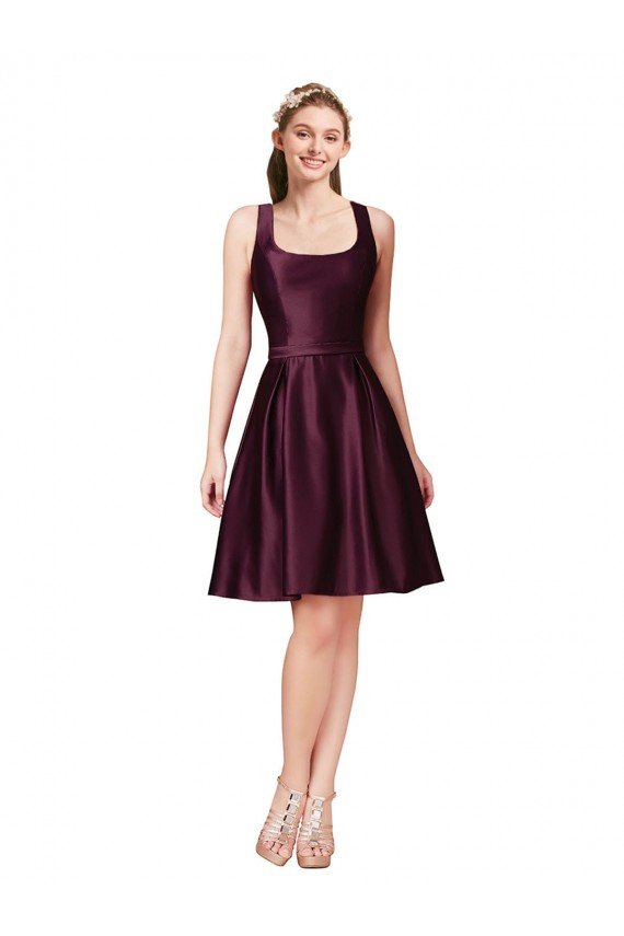 Classic Knee Length Satin Cocktail Prom Dress / Homecoming Dress with V Back and Bow Detail UK